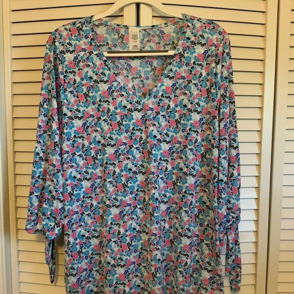 Ladies Plus Light Blue Floral Casual Blouse - 1X - 2X - 3X - Picture 4 of 10